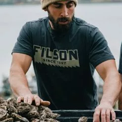 Filson Men's Short-Sleeve T-Shirts Ranger Graphic Fast Track T Shirt Men's -Filson Shop FABLSABL D1